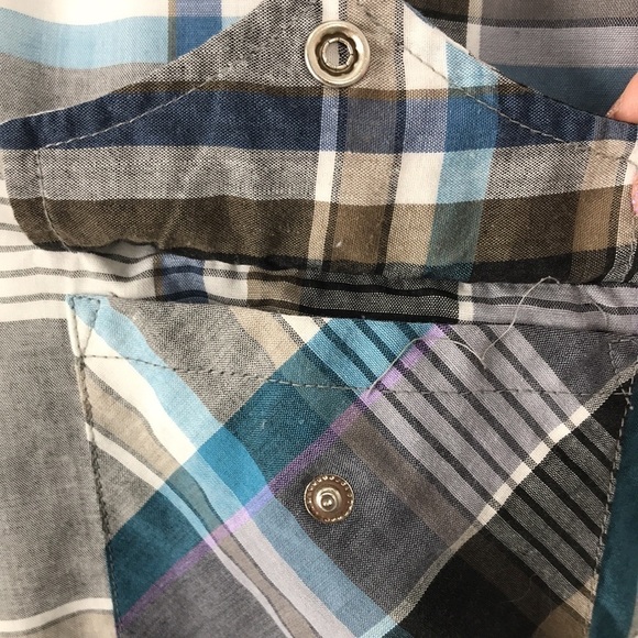 Sheplers Men's Short Sleeve Pearl Snap Button Down Blue & Gray Plaid Size M - Picture 7 of 9